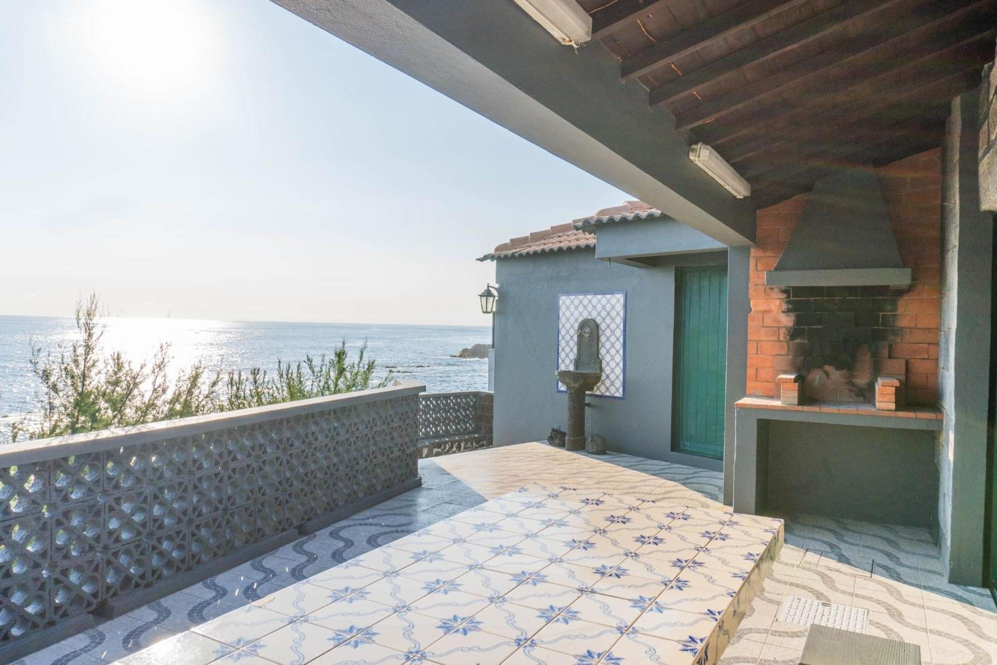 Mosteiros Natural Pool House Exterior photo