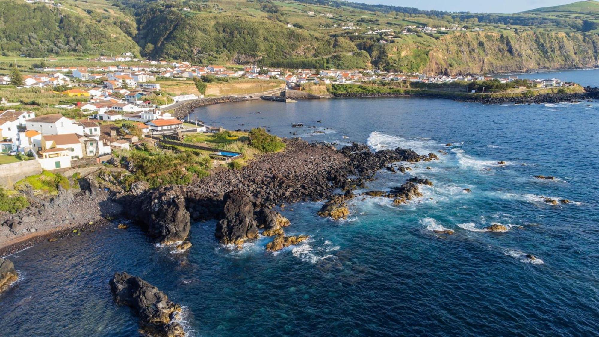 Mosteiros Natural Pool House Exterior photo